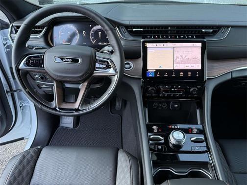 2025 Jeep Grand Cherokee L Summit