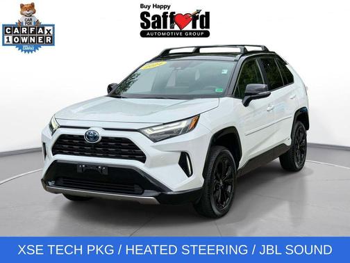 Wind Chill Pearl / Midnight Black Metallic 2024 Toyota RAV4 Hybrid XSE