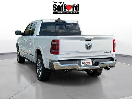 Bright White Clearcoat 2023 RAM 1500 Limited