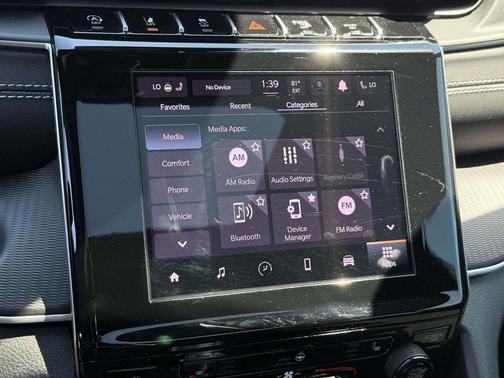 Diamond Black 2025 Jeep Grand Cherokee Laredo