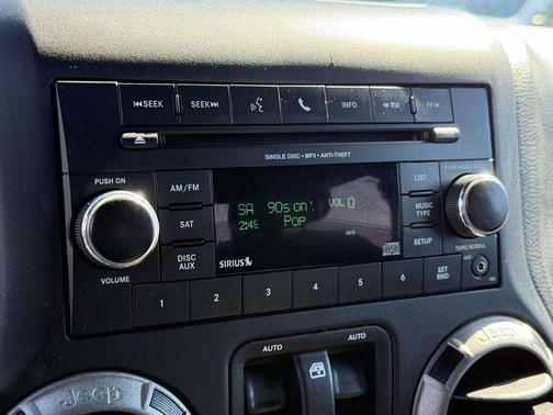 2016 Jeep Wrangler Sport