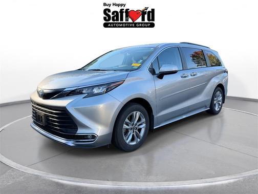 2024 Toyota Sienna XLE