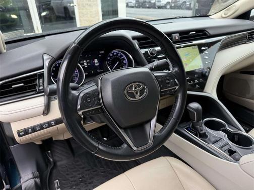 2019 Toyota Camry XLE