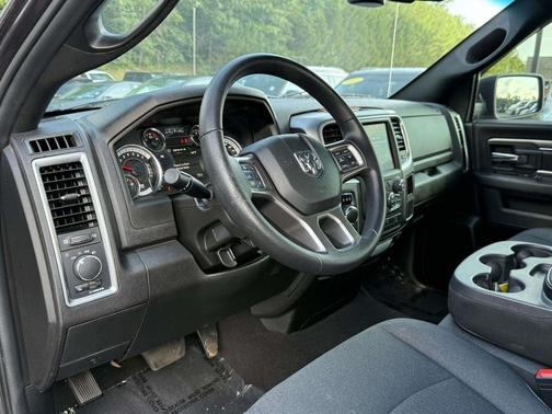 Crystal Metallic 2022 RAM 1500 Classic SLT