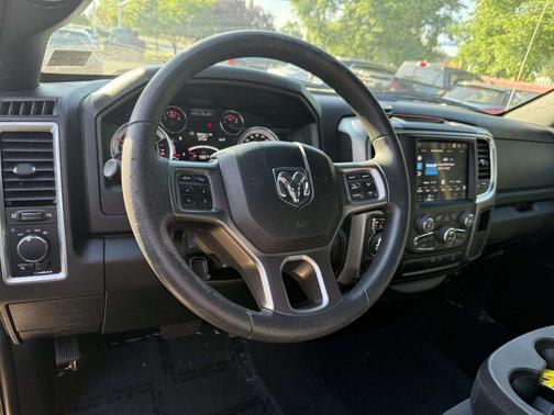 Crystal Metallic 2022 RAM 1500 Classic SLT