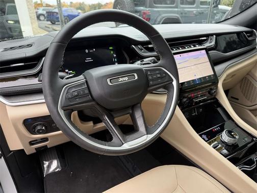 2022 Jeep Grand Cherokee 4xe Base