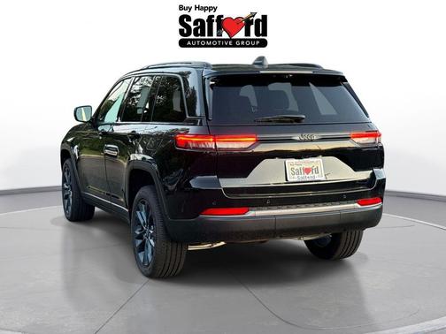Diamond Black 2026 Jeep Grand Cherokee Limited