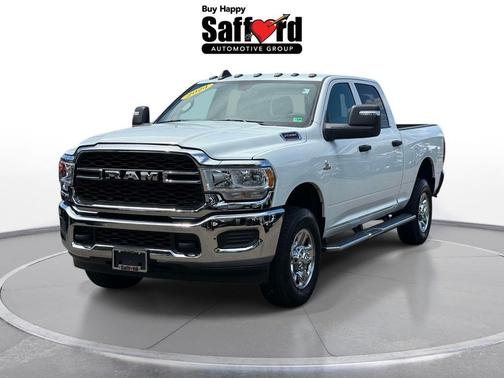 Bright White Clearcoat 2024 RAM 2500 Tradesman