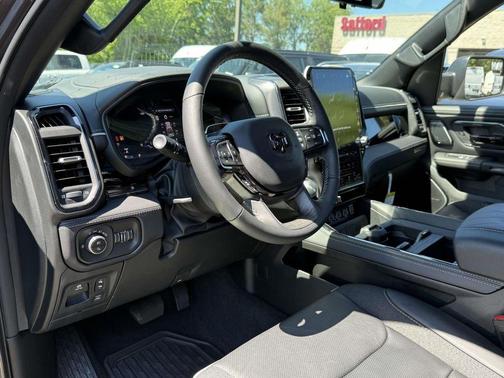 Crystal Metallic 2026 RAM 1500 Limited