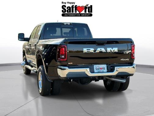 Diamond Black 2026 RAM 3500 Tradesman