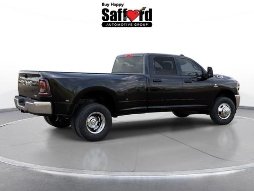Diamond Black 2026 RAM 3500 Tradesman