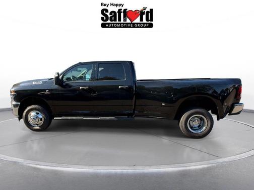 Diamond Black 2026 RAM 3500 Tradesman