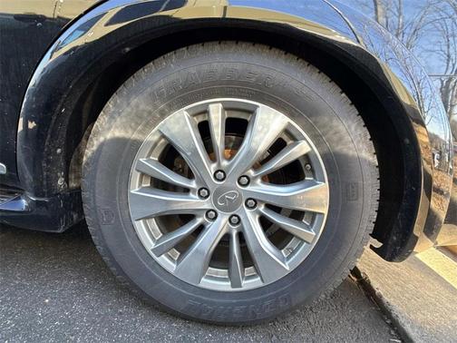 2016 INFINITI QX80 Base