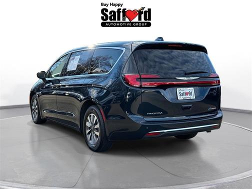 2022 Chrysler Pacifica Hybrid Touring L
