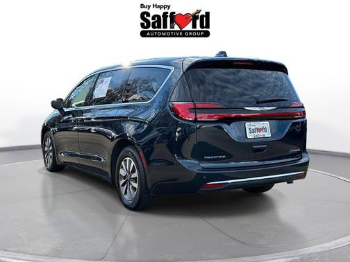 2022 Chrysler Pacifica Hybrid Touring L