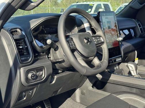 Bright White Clearcoat 2026 RAM 1500 RHO