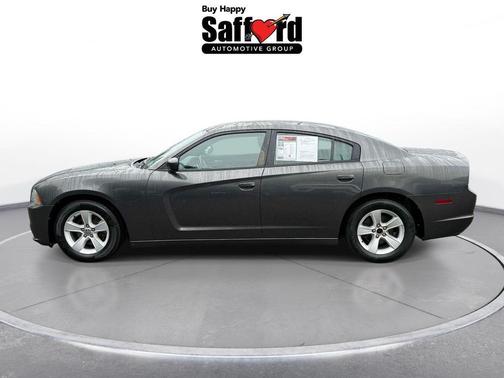 Crystal Metallic 2014 Dodge Charger SE