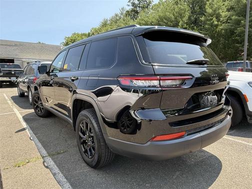 2024 Jeep Grand Cherokee L Laredo