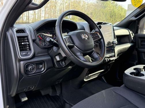 Bright White Clearcoat 2025 RAM 2500 Tradesman