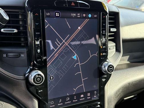 Bright White Clearcoat 2025 RAM 2500 Tradesman