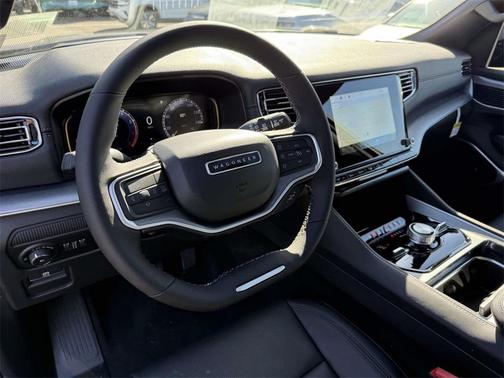 2025 Jeep Wagoneer L Series III