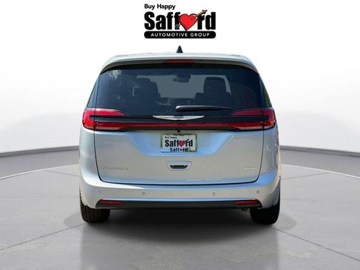 Silver Mist Clearcoat 2026 Chrysler Pacifica Select