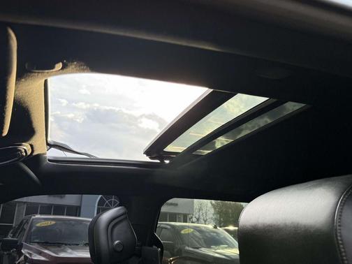 Metallic 2023 Jeep Wagoneer L Series III