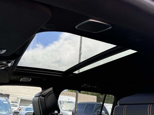 Gloss Black 2026 Jeep Grand Wagoneer L Summit