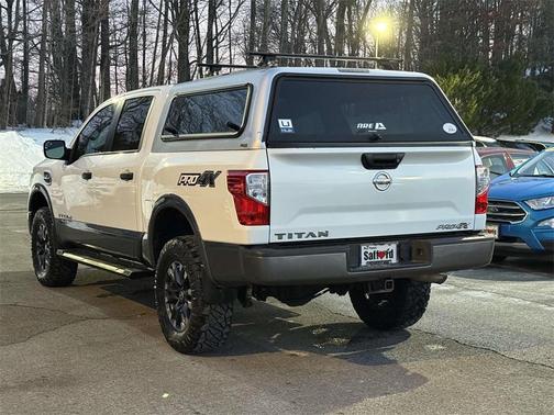 2017 Nissan Titan PRO-4X