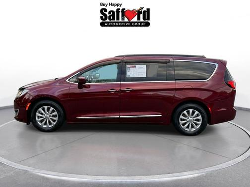 Velvet 2017 Chrysler Pacifica Touring-L
