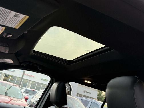 Ingot Silver 2019 Ford Explorer XLT