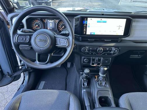 2025 Jeep Gladiator Sport