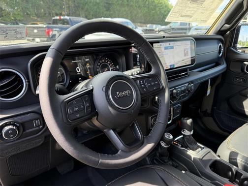 2025 Jeep Gladiator High Tide