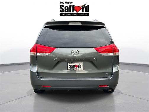 2014 Toyota Sienna LE