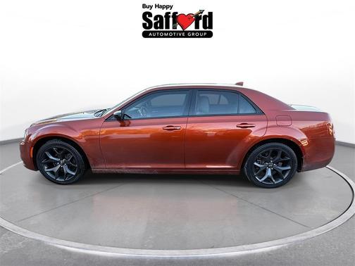 2020 Chrysler 300 Touring