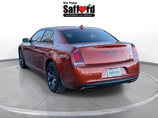 2020 Chrysler 300 Touring