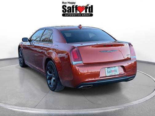 2020 Chrysler 300 Touring