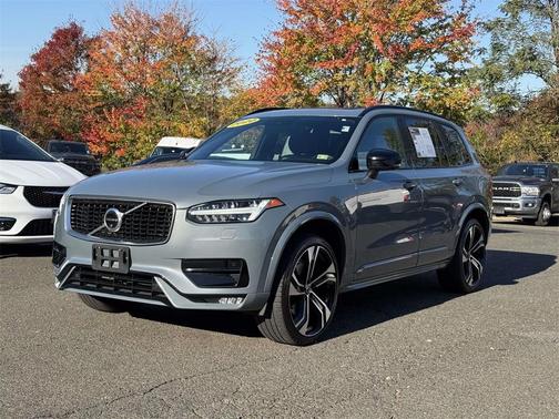 2020 Volvo XC90 T6 R-Design 7 Passenger