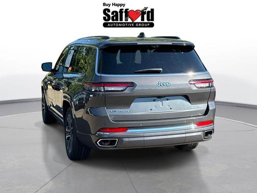 Metallic 2023 Jeep Grand Cherokee L Overland