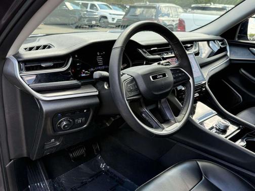 Gray Metallic 2023 Jeep Grand Cherokee 4xe Base