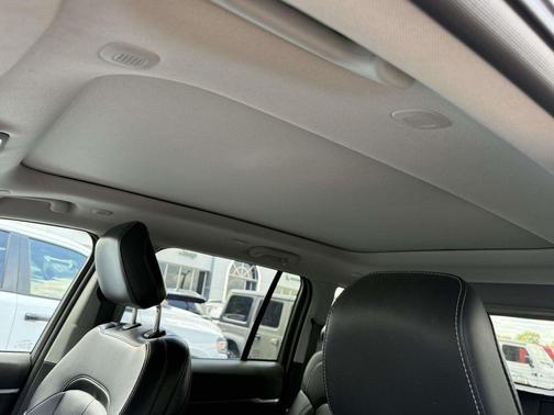 Gray Metallic 2023 Jeep Grand Cherokee 4xe Base