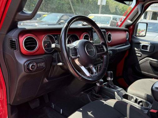 Red Clearcoat 2020 Jeep Wrangler Unlimited Rubicon