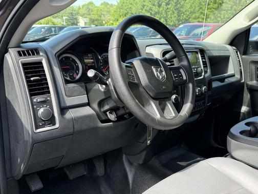 Crystal Metallic 2017 RAM 2500 Tradesman