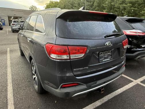 2016 Kia Sorento EX