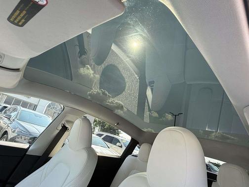Stealth Gray 2024 Tesla Model Y Long Range