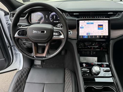 2025 Jeep Grand Cherokee L Summit
