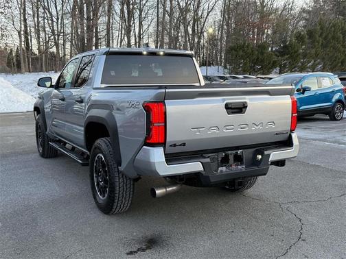2025 Toyota Tacoma Hybrid TRD