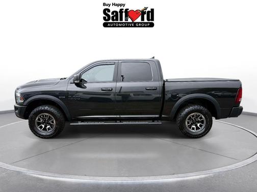 Brilliant Black Crystal Pearlcoat 2017 RAM 1500 Rebel