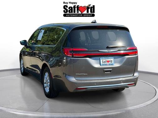 Crystal Metallic 2023 Chrysler Pacifica Touring-L