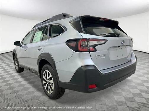 2025 Subaru Outback Base